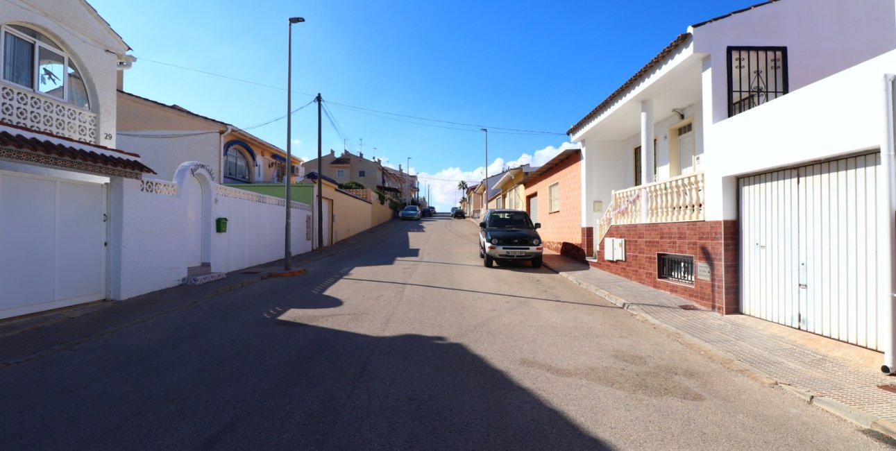 Rynek wtórny - Działka / Grunt -
Benijofar - Benijofar - Village