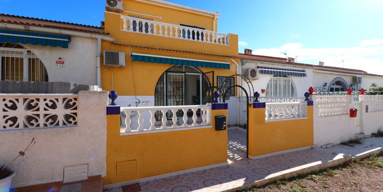 Rynek wtórny - Kamienica -
Torrevieja - El Chaparral