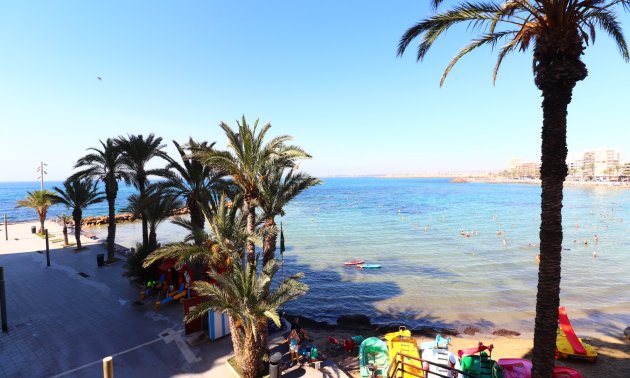 Rynek wtórny - Mieszkanie w bloku -
Torrevieja - Playa Del Cura