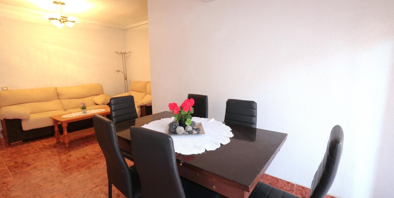 Rynek wtórny - Penthouse -
Torrevieja - Playa de los Locos