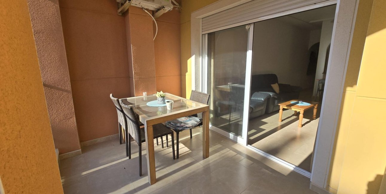 Resale - Apartment / flat -
Torrevieja - Torreblanca