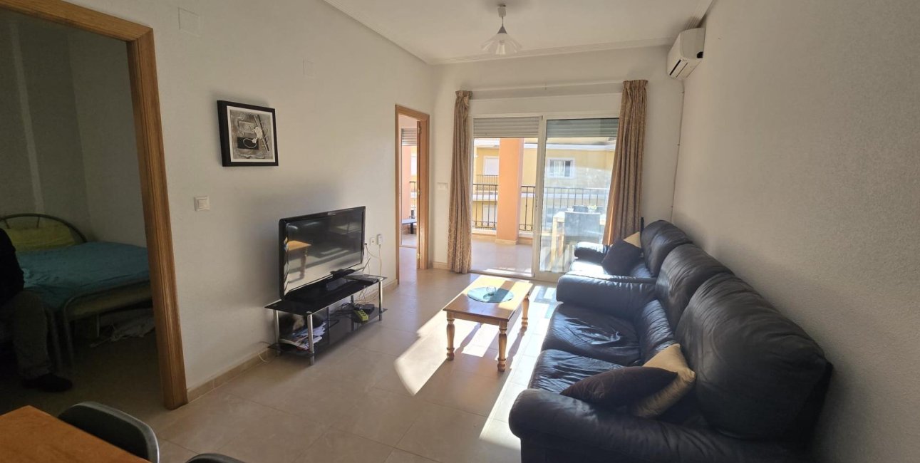 Resale - Apartment / flat -
Torrevieja - Torreblanca