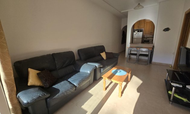 Resale - Apartment / flat -
Torrevieja - Torreblanca