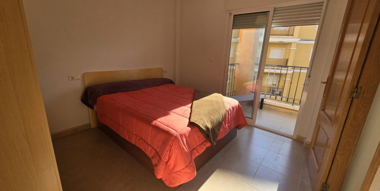 Resale - Apartment / flat -
Torrevieja - Torreblanca