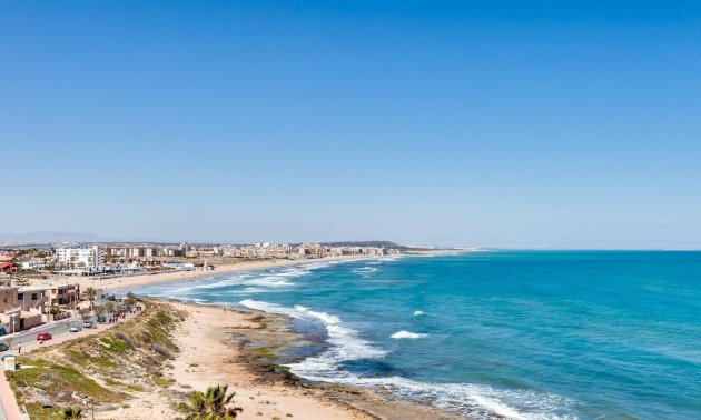 Rynek wtórny - Mieszkanie w bloku -
Torrevieja - Torreblanca