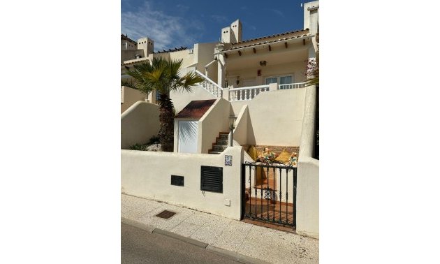 Resale - Bungalow -
Orihuela Costa