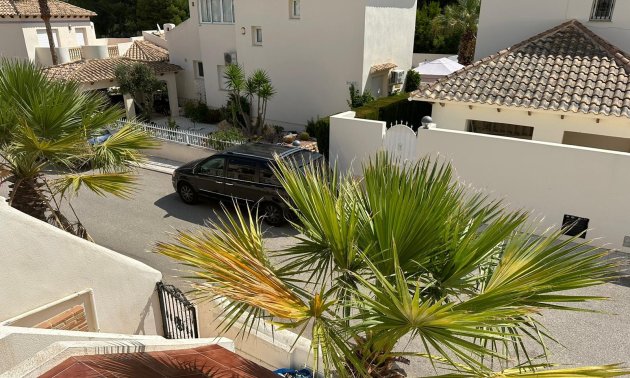 Resale - Bungalow -
Orihuela Costa