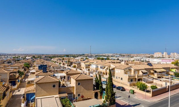 Rynek wtórny - Willa -
Torrevieja - Pueblo - Centro