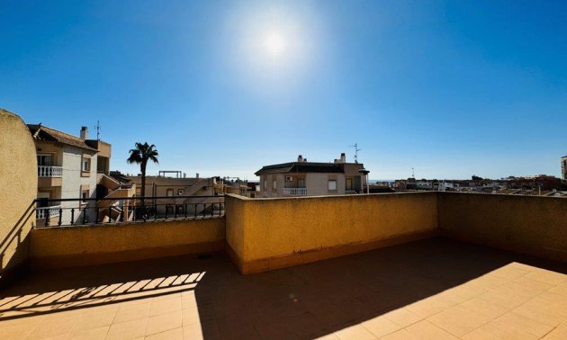 Resale - Duplex -
Torrevieja - La Rosaleda