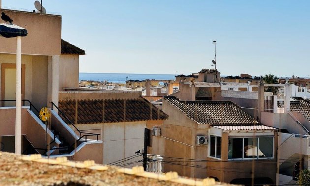 Resale - Duplex -
Torrevieja - La Rosaleda