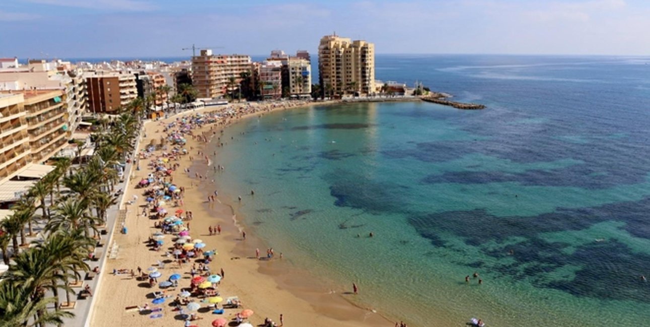 Rynek pierwotny - Mieszkanie w bloku -
Torrevieja - Playa del Cura