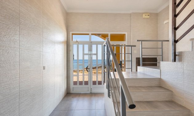 Resale - Apartment / flat -
Torrevieja - La Mata pueblo