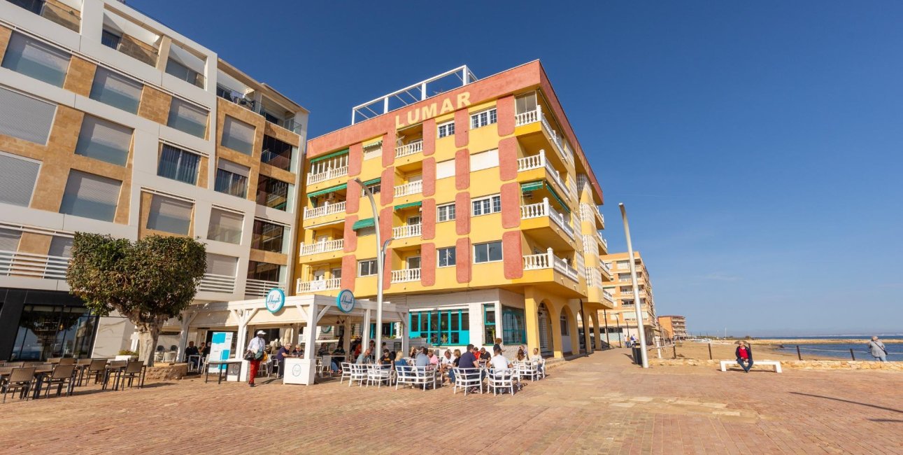 Resale - Apartment / flat -
Torrevieja - La Mata pueblo