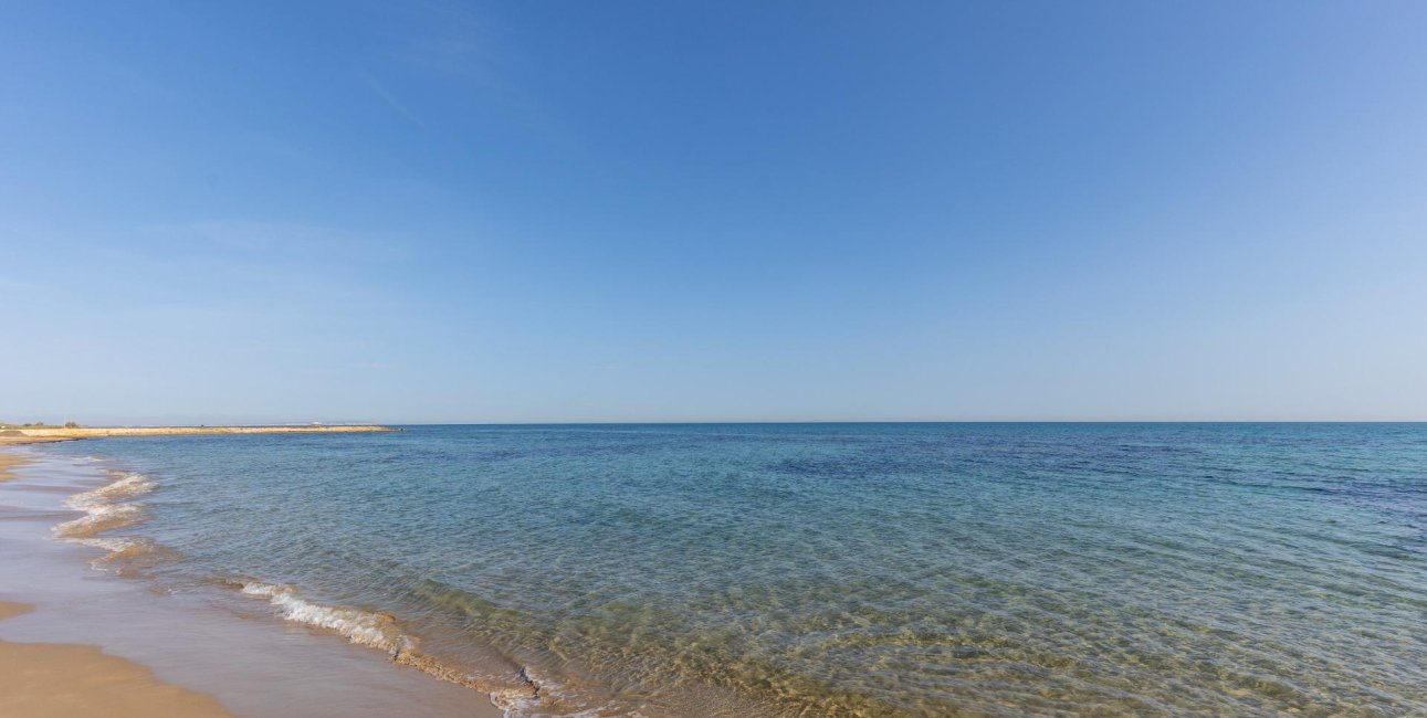 Rynek wtórny - Mieszkanie w bloku -
Torrevieja - La Mata pueblo