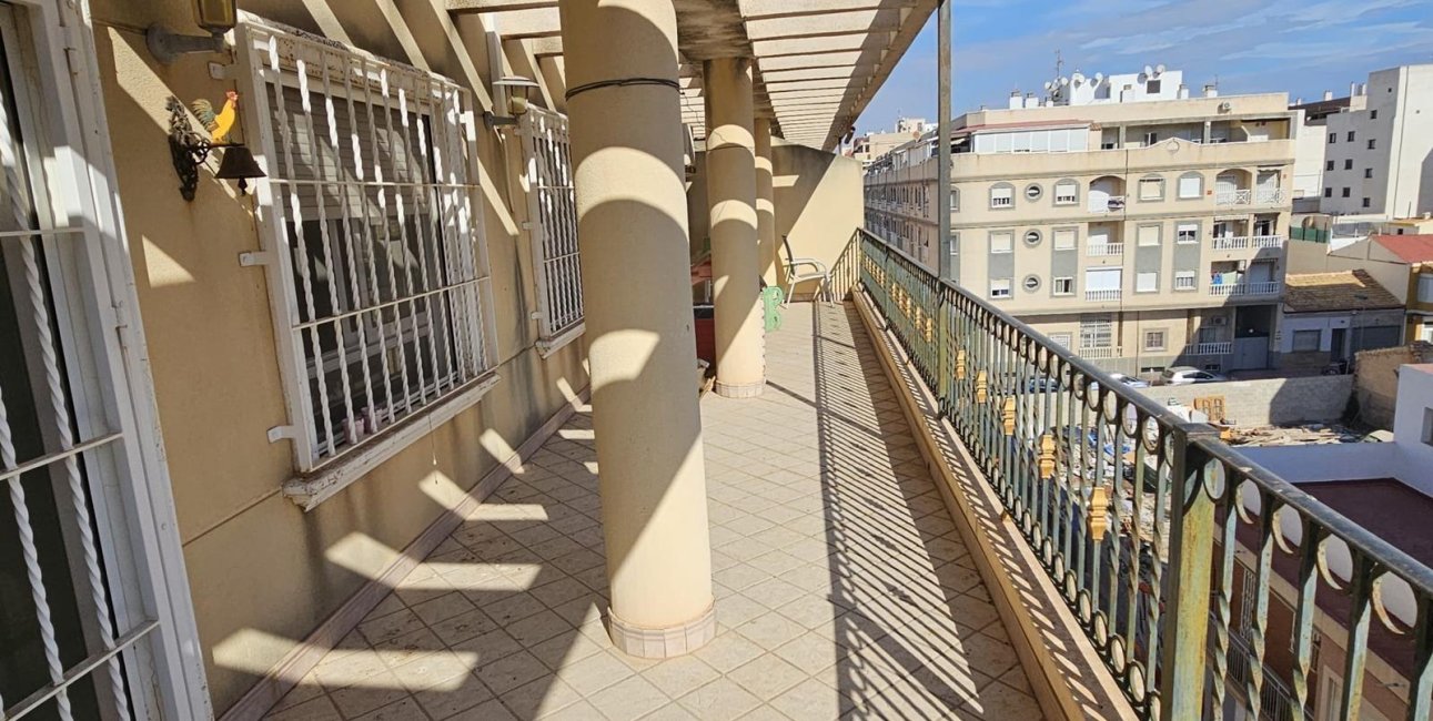 Rynek wtórny - Penthouse -
Torrevieja - Playa del Cura