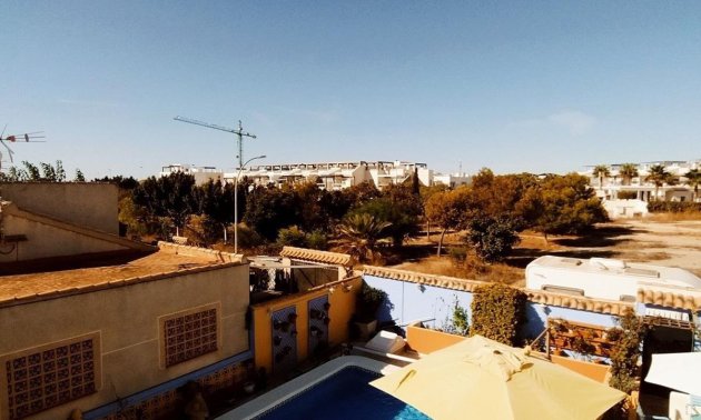 Reventa - Villa -
Orihuela Costa - Playa Flamenca