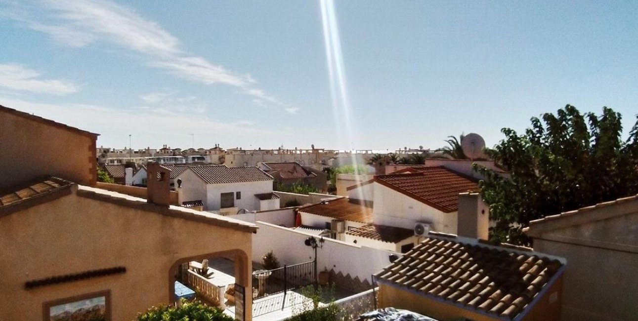 Reventa - Villa -
Orihuela Costa - Playa Flamenca