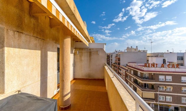 Resale - Penthouse -
Torrevieja - Centro