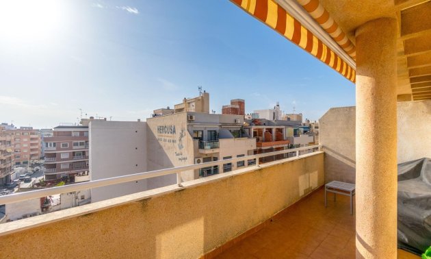 Resale - Penthouse -
Torrevieja - Centro