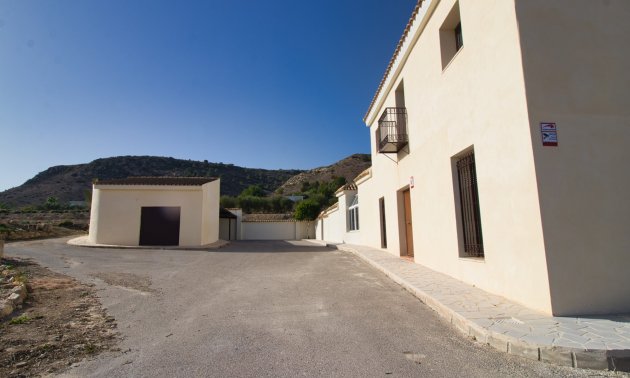 Resale - Finca -
Aspe - Aspe - Country