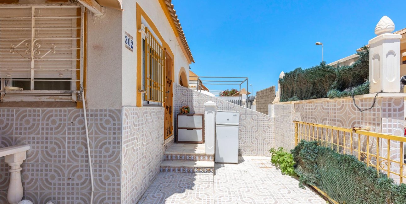 Resale - Townhouse -
Torrevieja - El limonar