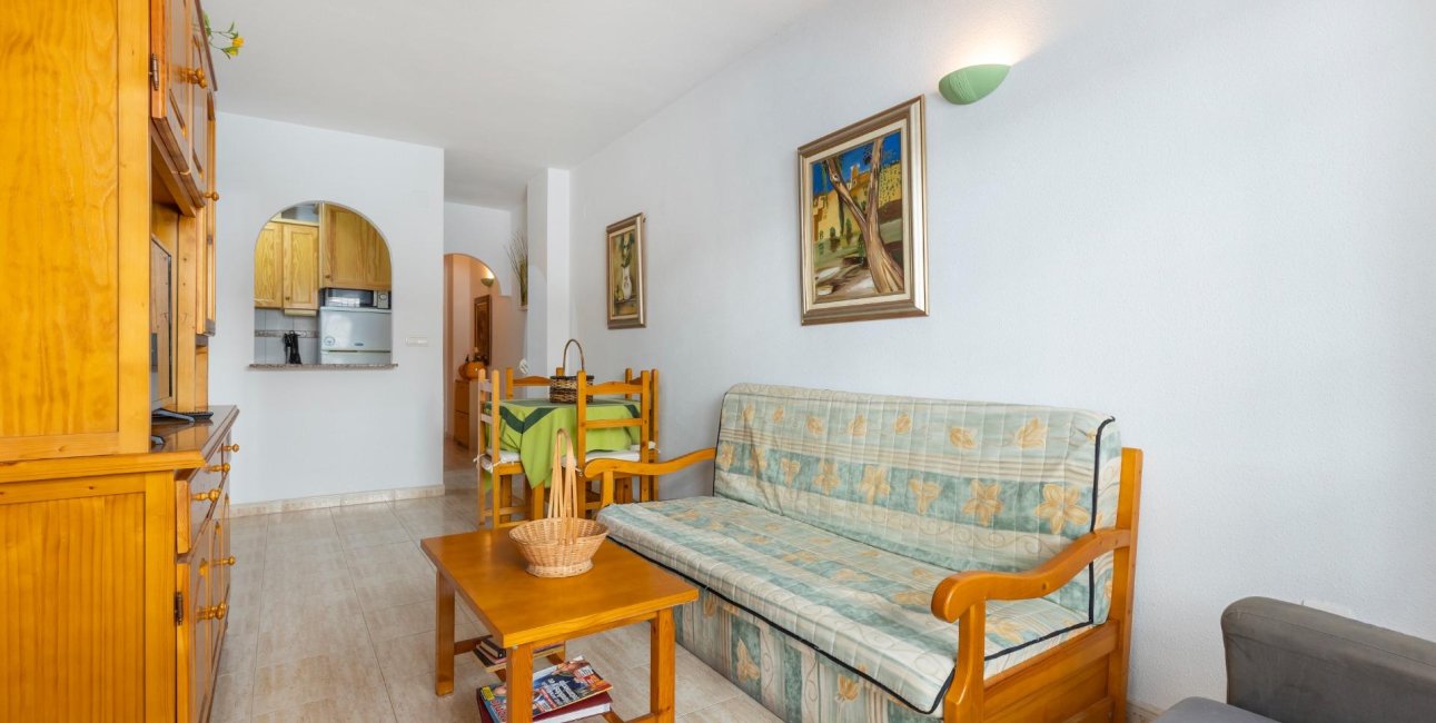 Resale - Apartment / flat -
Torrevieja - Playa del cura