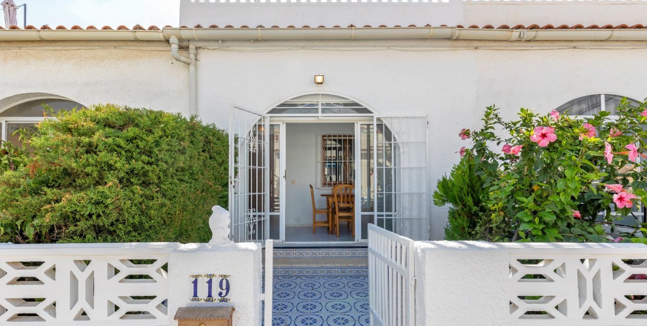 Reventa - Bungalow -
Torrevieja - San luis