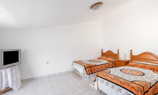 Reventa - Bungalow -
Torrevieja - San luis