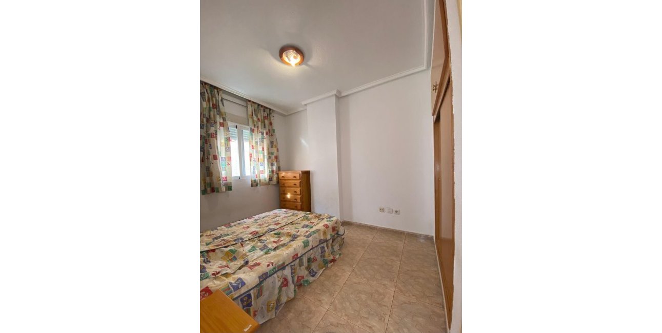 Resale - Apartment / flat -
Torrevieja - Estacion de autobuses