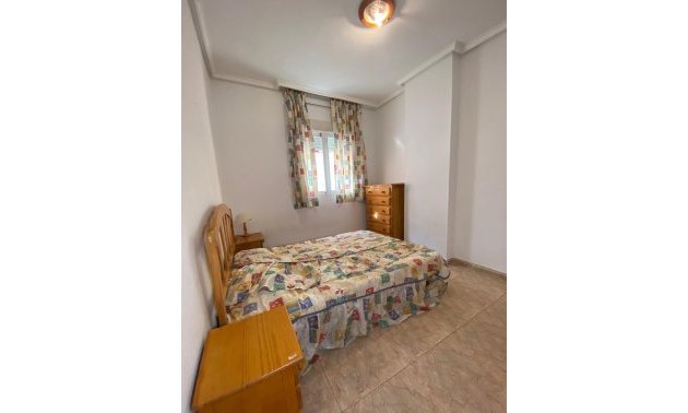 Resale - Apartment / flat -
Torrevieja - Estacion de autobuses