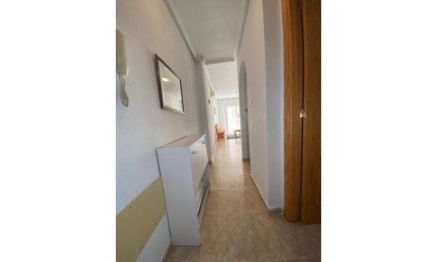 Resale - Apartment / flat -
Torrevieja - Estacion de autobuses