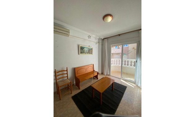 Resale - Apartment / flat -
Torrevieja - Estacion de autobuses