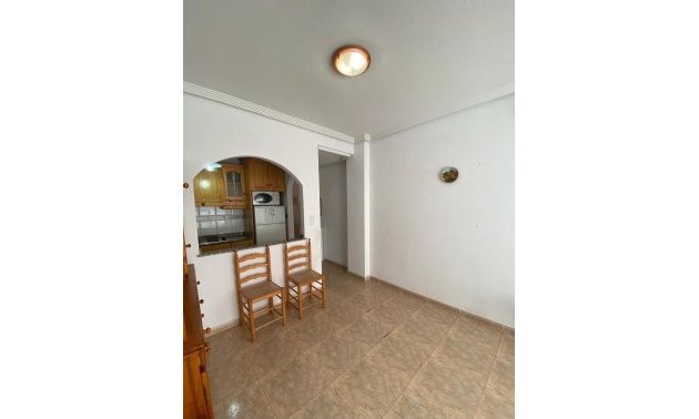 Resale - Apartment / flat -
Torrevieja - Estacion de autobuses