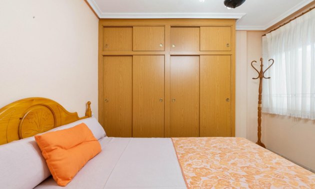 Reventa - Apartamento / piso -
Torrevieja - Estacion de autobuses