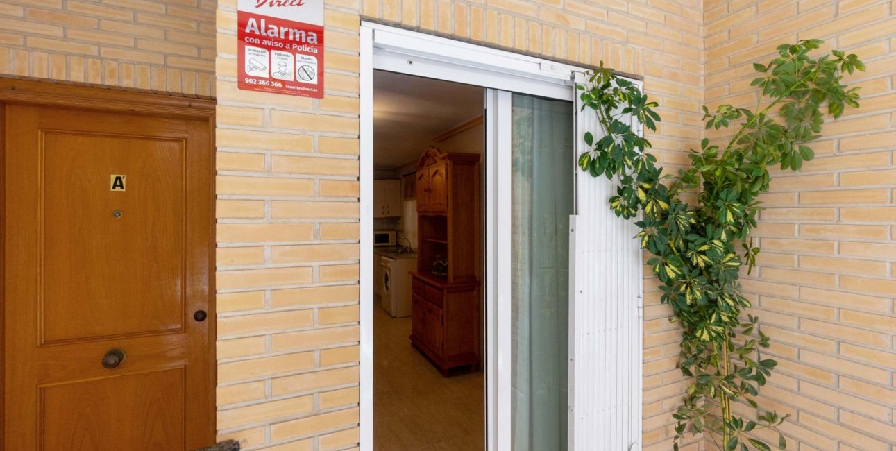 Reventa - Apartamento / piso -
Torrevieja - Estacion de autobuses