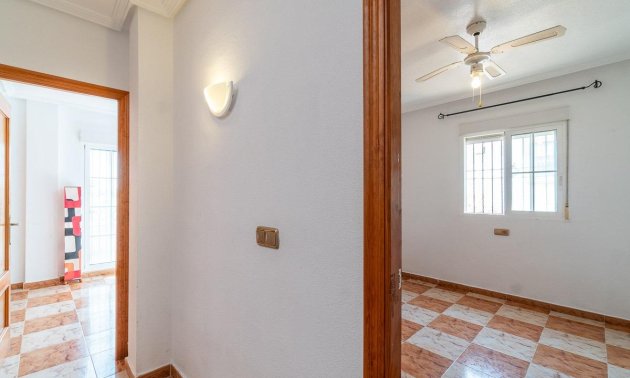 Resale - Villa -
Orihuela Costa - Los Dolses