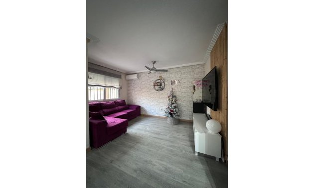 Resale - Townhouse -
Torrevieja - Aguas Nuevas