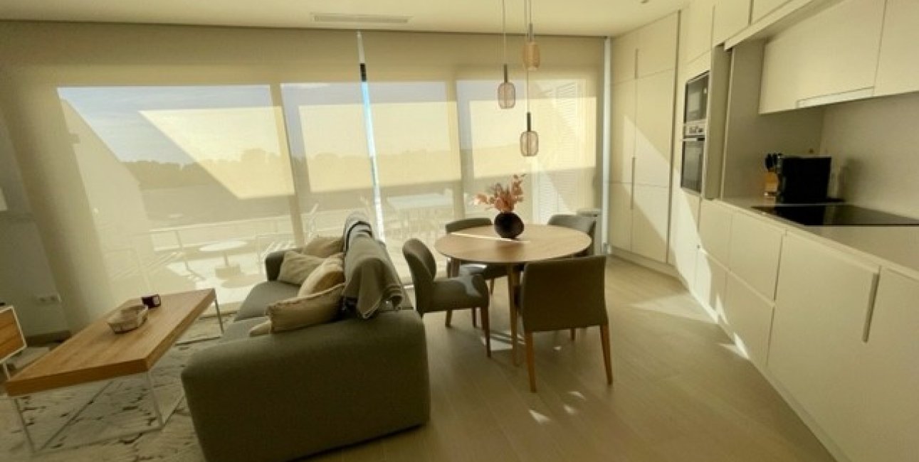 Resale - Apartment / flat -
Las Colinas Golf Resort