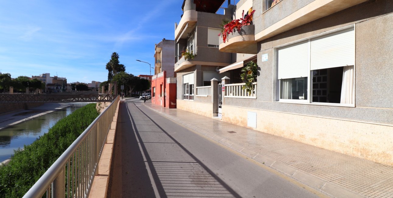 Resale - Apartment / flat -
Rojales - Rojales - Village