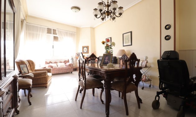 Resale - Apartment / flat -
Rojales - Rojales - Village