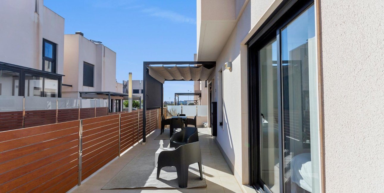 Reventa - Villa -
Torrevieja - Sector 25