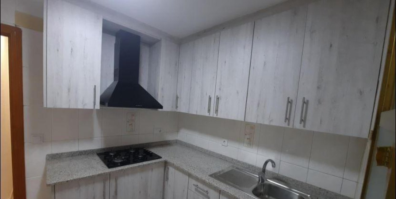 Resale - Apartment / flat -
Torrevieja - La Mata