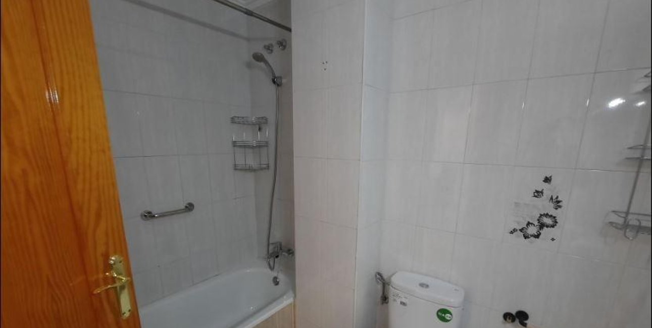 Resale - Apartment / flat -
Torrevieja - La Mata