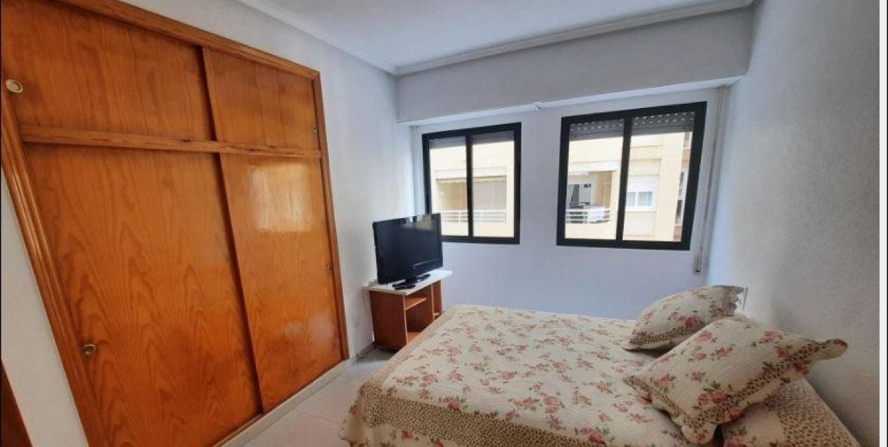 Resale - Apartment / flat -
Torrevieja - La Mata