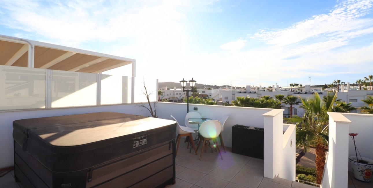 Resale - Apartment / flat -
Los Montesinos - Entre Naranjos / Vistabella Golf