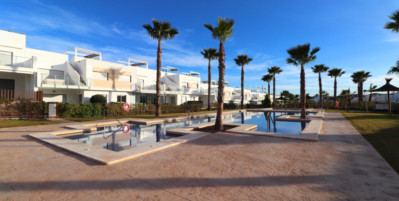 Resale - Apartment / flat -
Los Montesinos - Entre Naranjos / Vistabella Golf