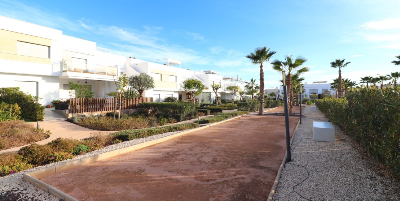 Resale - Apartment / flat -
Los Montesinos - Entre Naranjos / Vistabella Golf