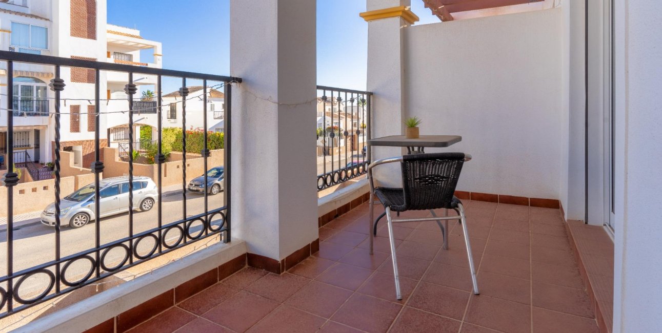 Resale - Townhouse -
Torrevieja - Punta prima