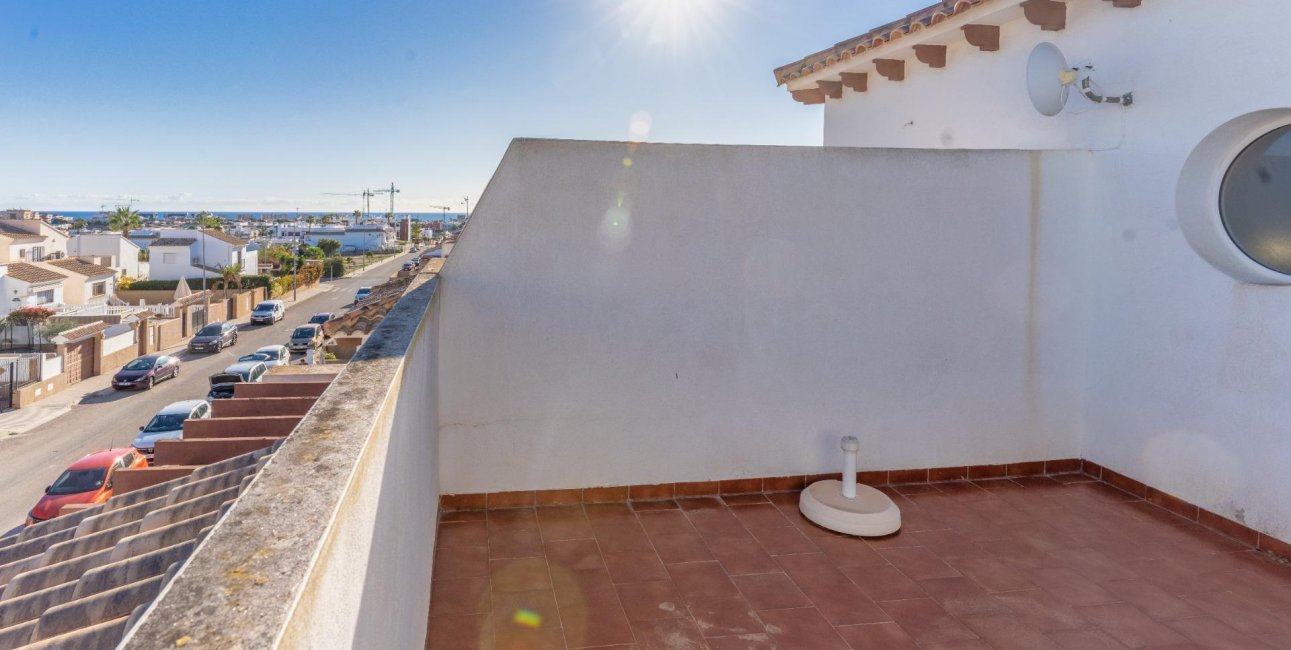 Resale - Townhouse -
Torrevieja - Punta prima