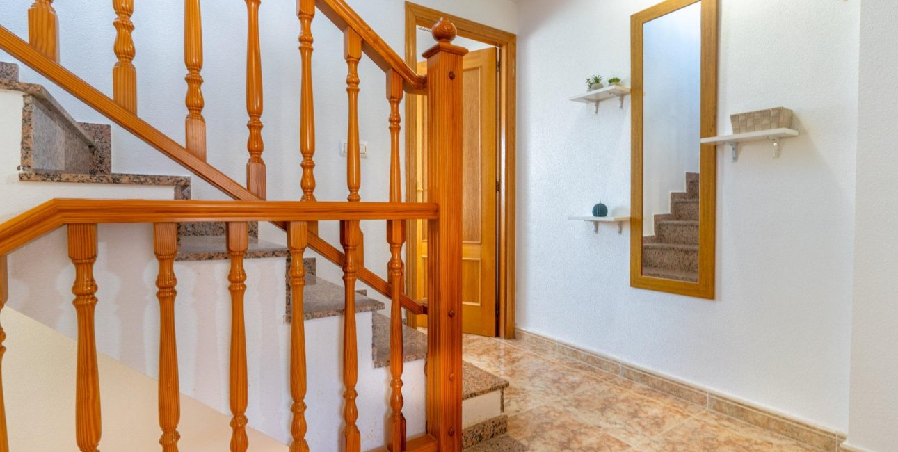 Resale - Townhouse -
Torrevieja - Punta prima